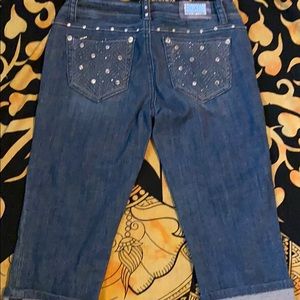 L.A. Idol Jeans Capri pants Crystal Fleur sz 5